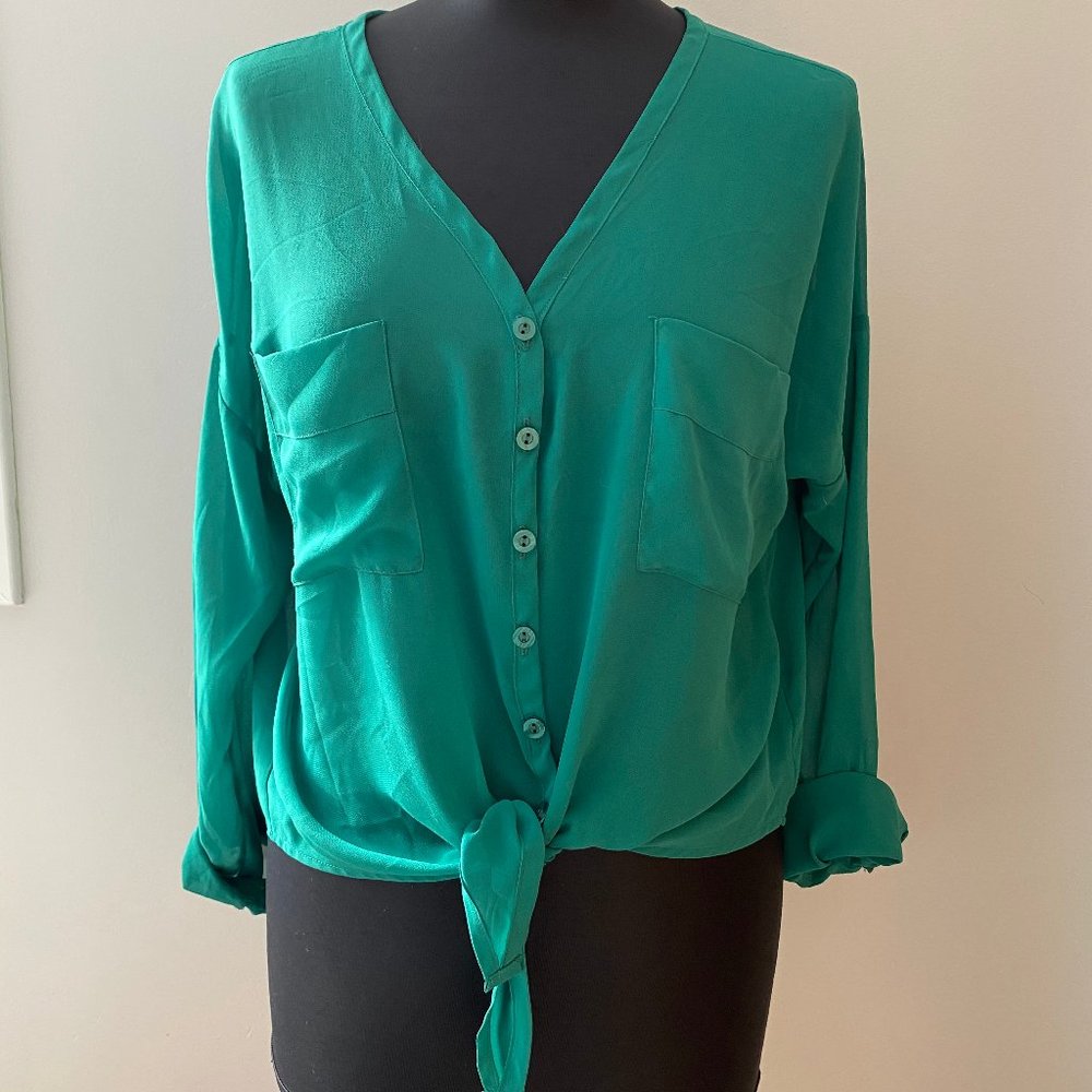 Emerald front-tie button down long sleeve shirt